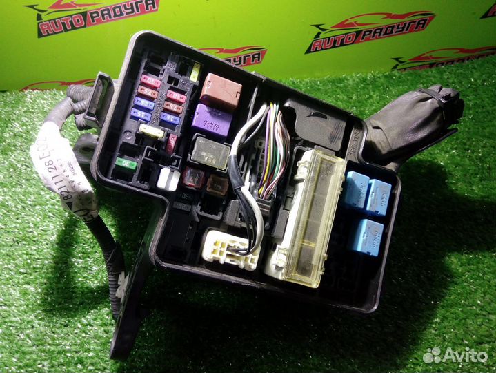 Блок предохранителей toyota ACR50W,ACR55W,GSR50W,G