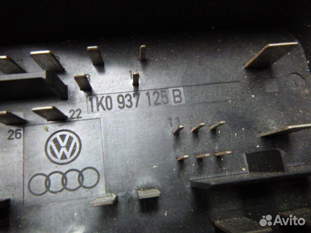 Блок предохранителей Volkswagen golf golf V 2004