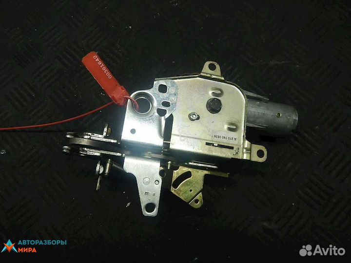 Замок багажника Mercedes-Benz E-Класс A2107400836