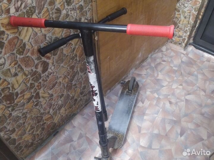 Трюковой самокат