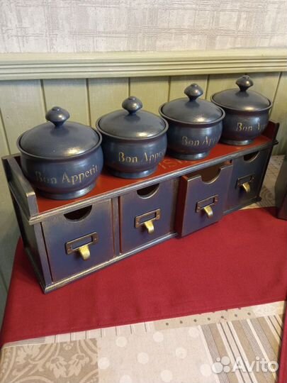 Полочка настольная 