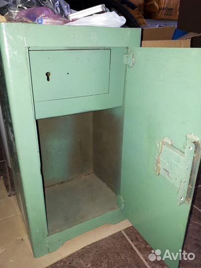 Сейф металлический бу