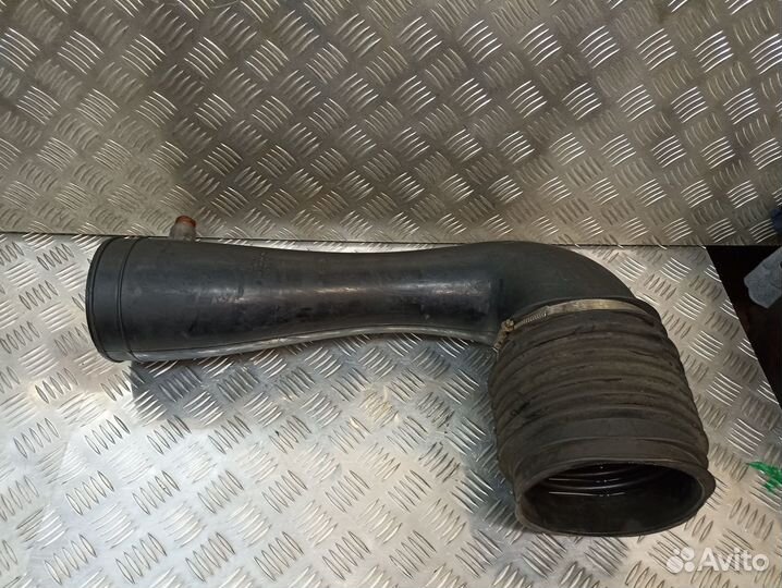 Патрубок воздушного фильтра MAN