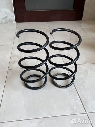 Пружины передние BMW E60