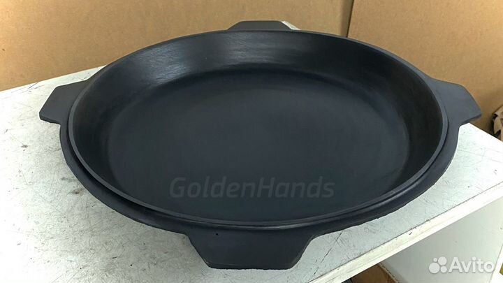 Чугунная сковорода / крышка на казан