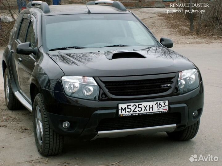 Renault Duster решетка радиатора №2