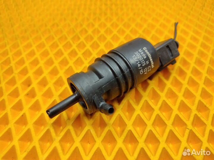 Насос стеклоомывателя Mercedes S W221 3.5 M272