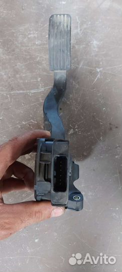 Педаль газа Peugeot 308