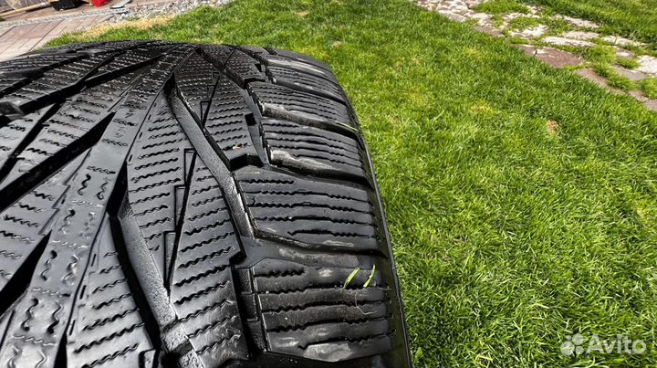 Nokian Tyres Hakkapeliitta R2 SUV 255/60 R18