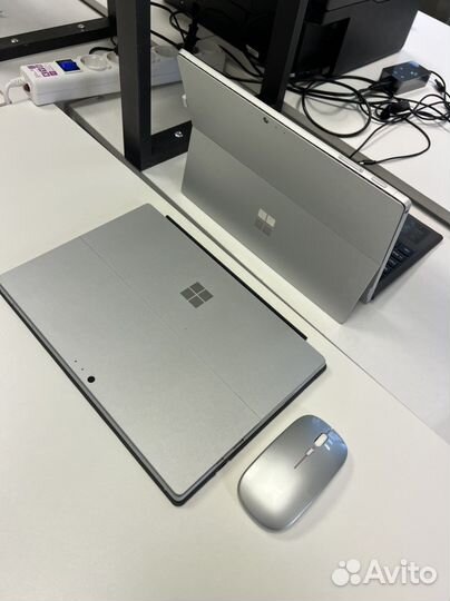 Планшет microsoft i5 7го поколения с сим картой