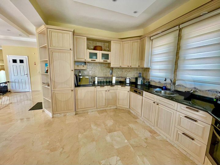 Дом 350 м² (Турция)