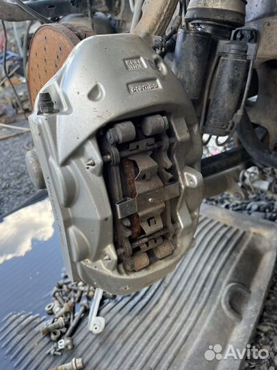 Суппорта комплект Mersedes cl500 4.7 brembo