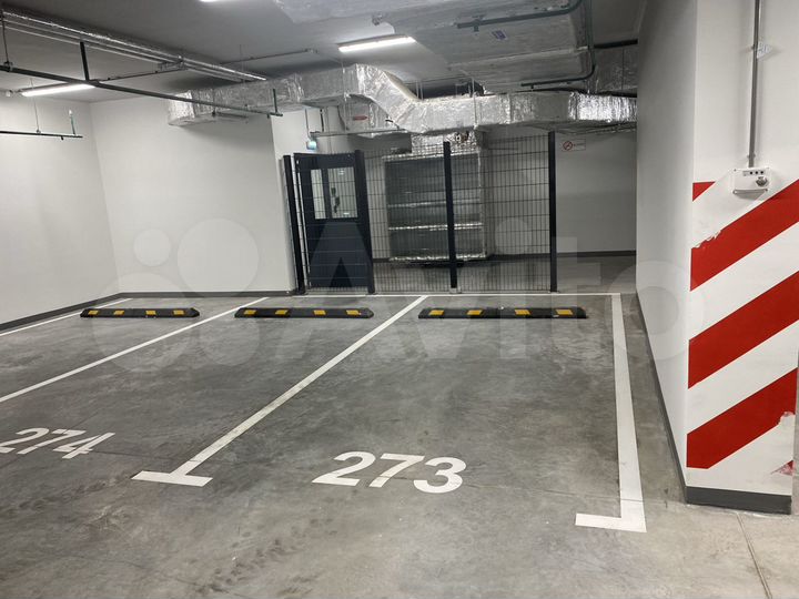 Машиноместо, 14 м²