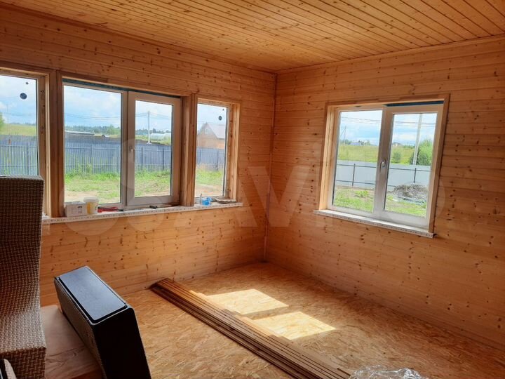 Дом 63 м² на участке 15 сот.