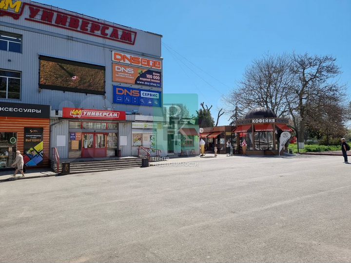 Торговый центр 4800м2 с арендаторами в центре