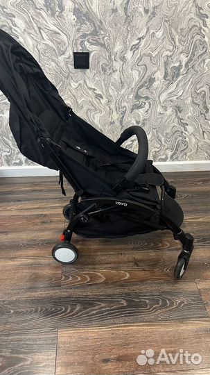 Прогулочная коляска yoya