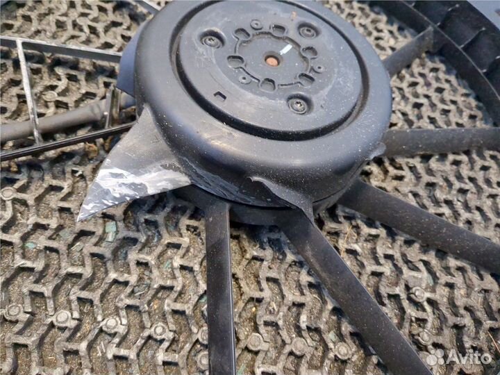 Вентилятор радиатора Chrysler Pacifica, 2017