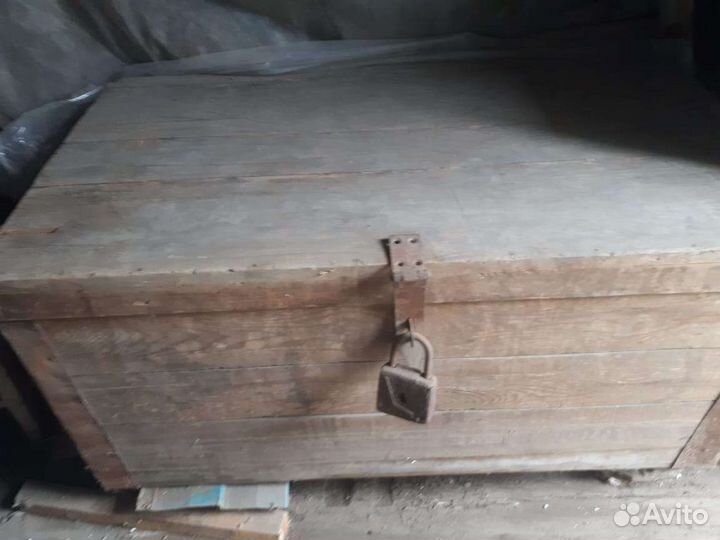 Сундуки деревянные вещи ретро чемоданы