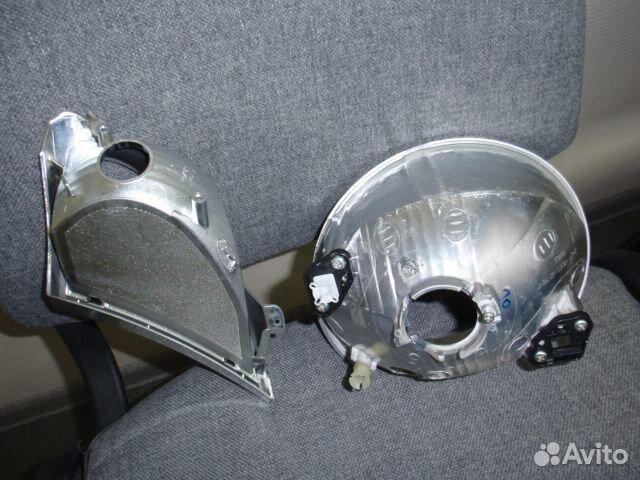 Отражатель фары Mitsubishi L-200 (IV-поколение)