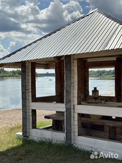 Аренда беседки у реки