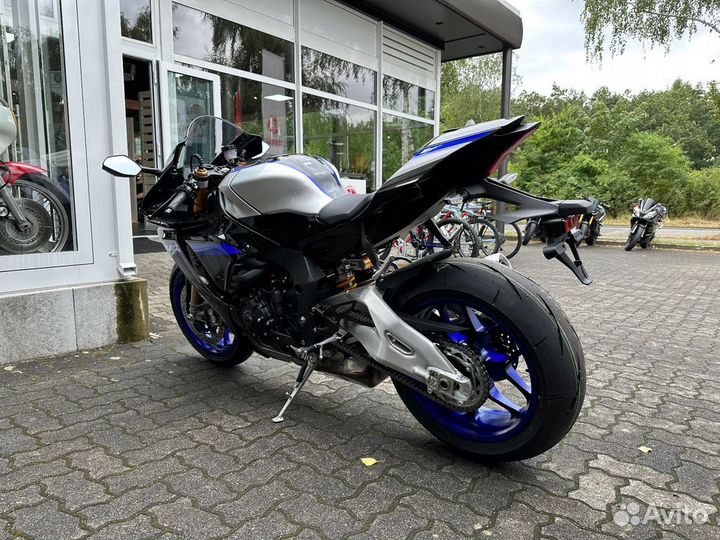 Новый Yamaha R1 M 23г