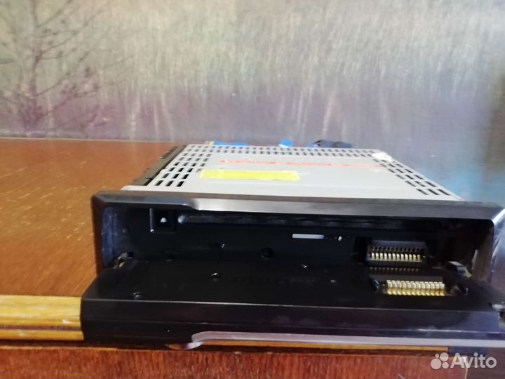 Автомагнитола Philips CEM 210/51