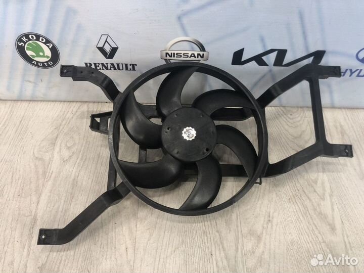 Вентилятор радиатора охлаждения двигателя диффузор