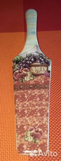 Лопатка для торта фарфор, новая