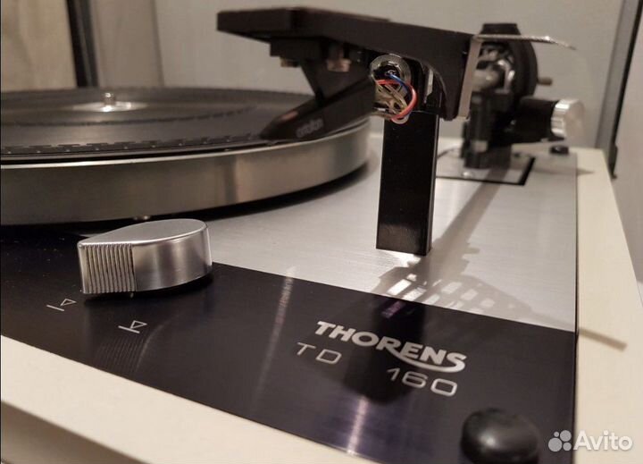 Проигрыватель винила Thorens TD 160