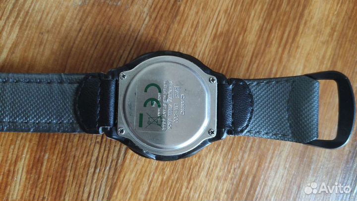 Часы Casio LW-200