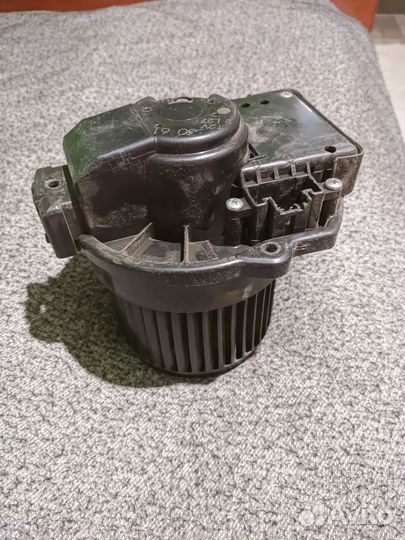 Мотор печки toyota iq 2009 KGJ10