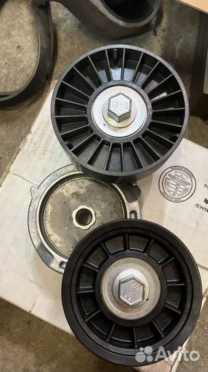 Натяжитель приводного ремня Jeep Grand Cherokee WJ