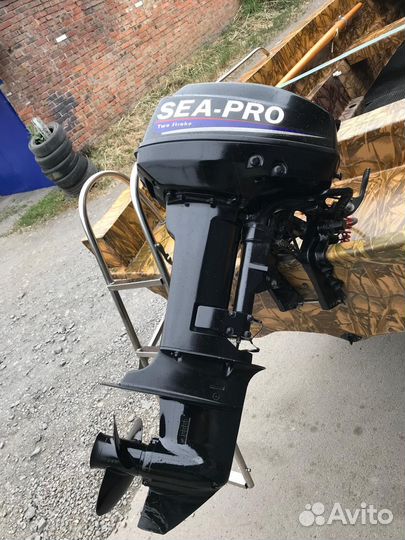 Продам лодку с мотором и прицепом