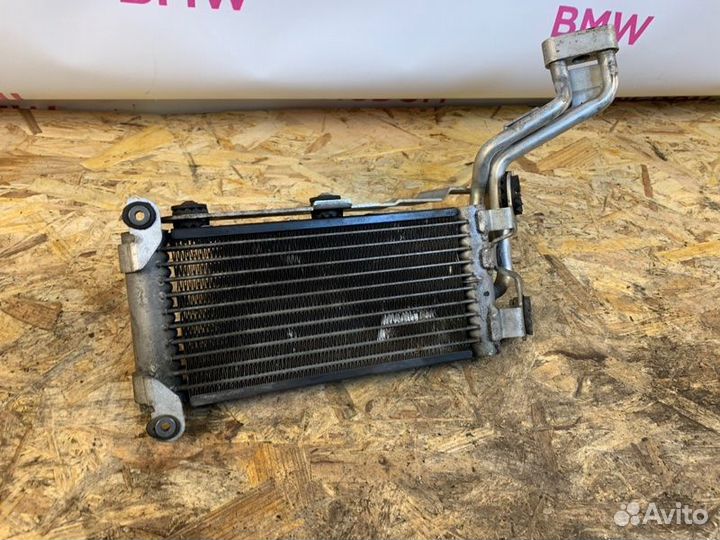 Радиатор масляный Bmw 1-Series E82 N55B30 2011