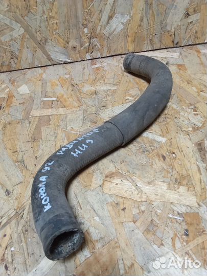 Патрубок радиатора Toyota Corolla (91-02 года) AE100, AE101, AE104, EE101, CE100, CE104, EE108, CE10