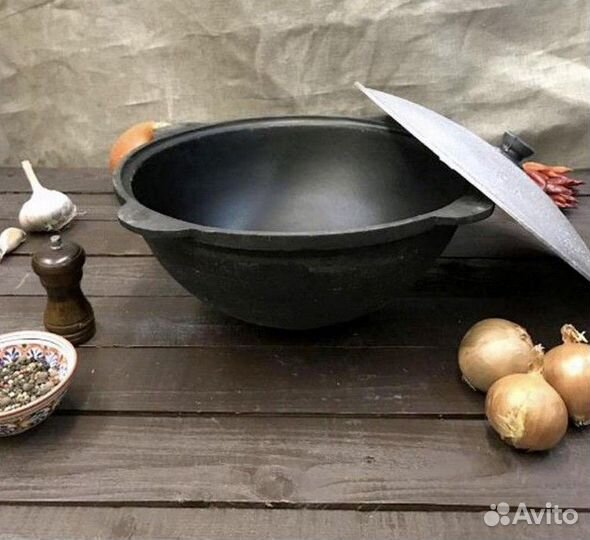 Казан чугунный узбекский с крышкой для плова