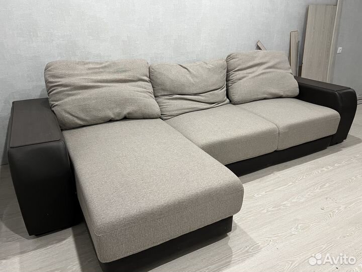 Большой угловой диван раскладной бу