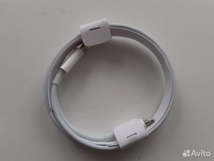 Шнур для зарядки iPhone