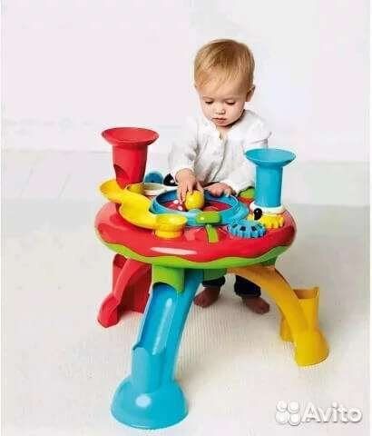 Развивающий столик бозиборд