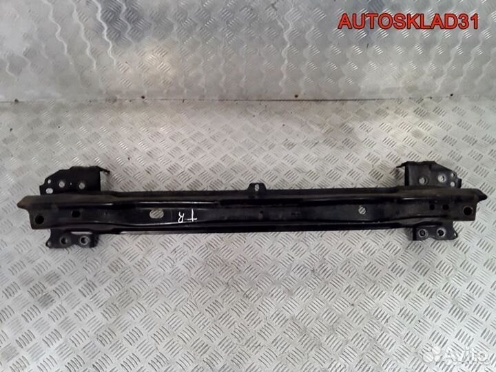 Усилитель переднего бампера VW Touareg 7L0807109E