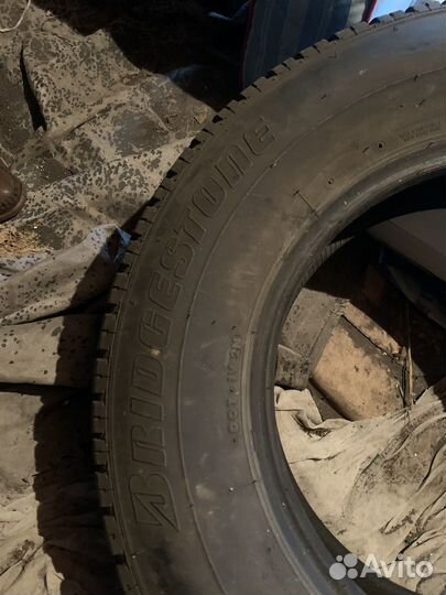 Bridgestone Dueler H/T D689 205/100 R16