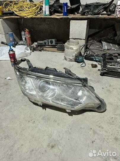 Фары Tayota camry 55
