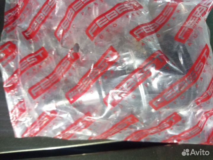 Шаровая опора Nissan x trail T30