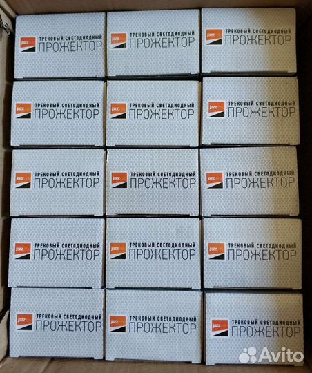 Светильники трековые светодиодные PTR 0315 15W