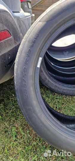 Pirelli P Zero 235/50 R19 и 255/45 R19