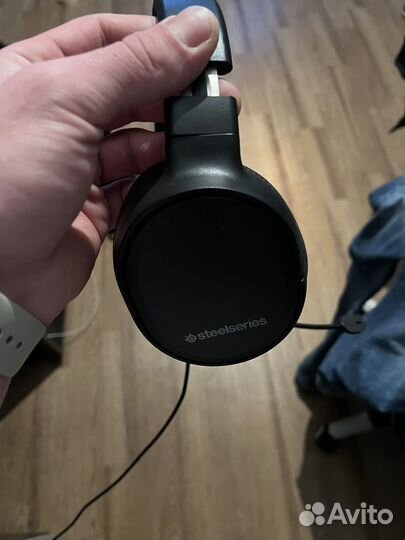 Проводная гарнитура SteelSeries Arctis 1