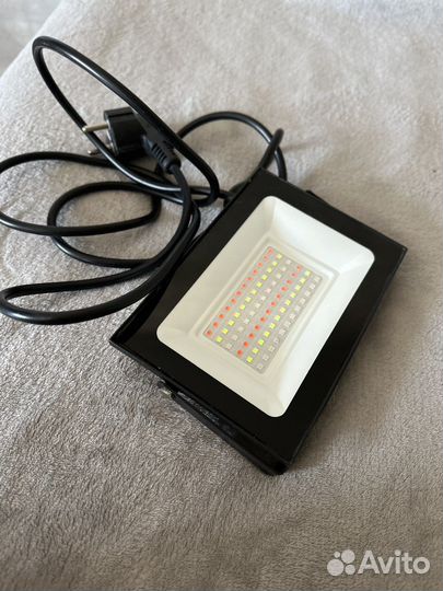 Прожектор светодиодный