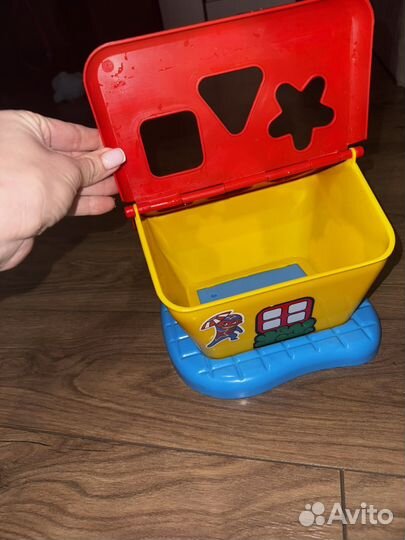 Игрушка домик