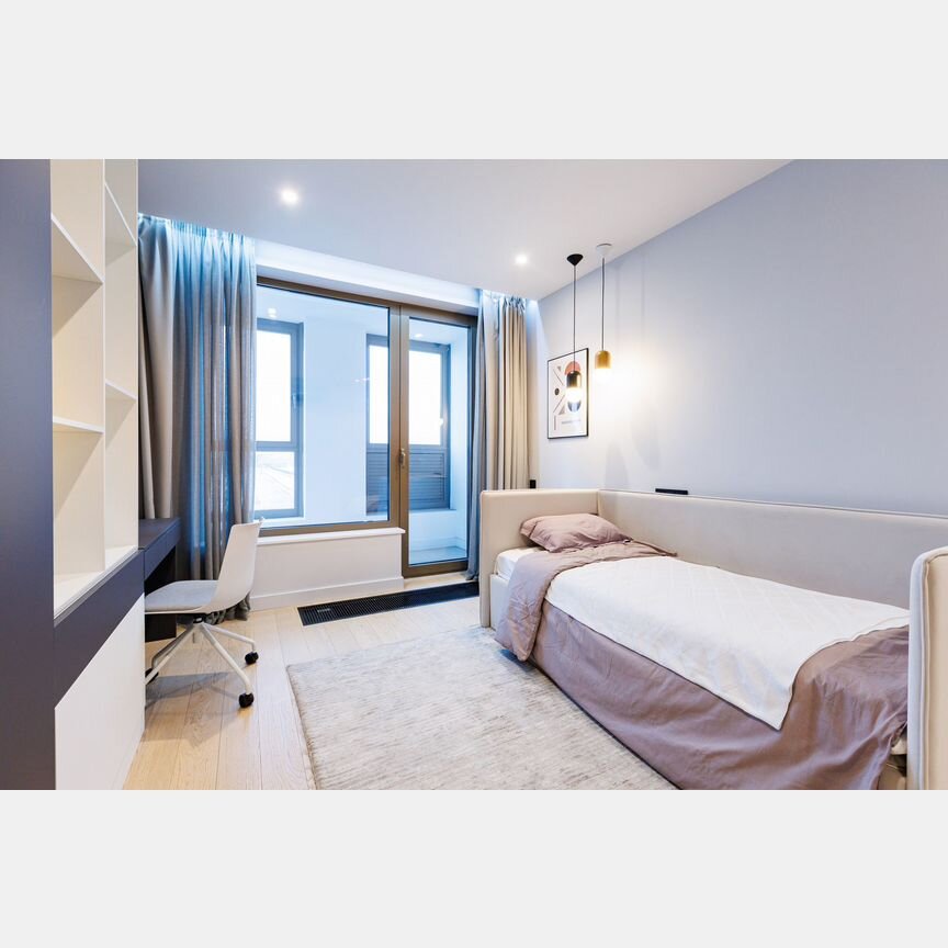3-к. квартира, 110 м², 3/17 эт.