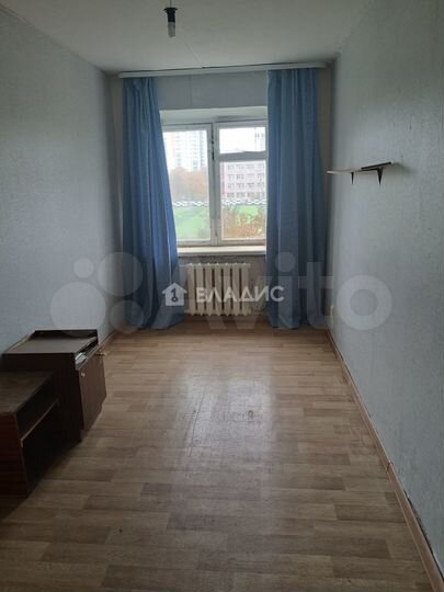 Комната 8,8 м² в 1-к., 2/5 эт.